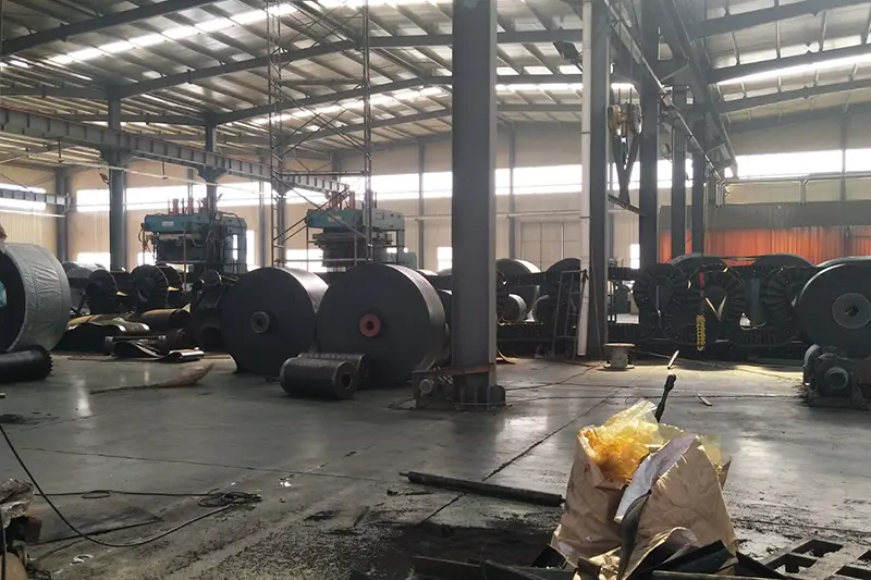 ရော်ဘာ Conveyor Belts များ၏ထုတ်လုပ်မှုလုပ်ငန်းစဉ်